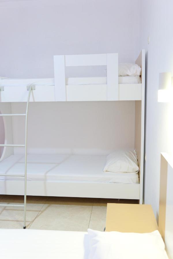 Vila Unique Aparthotel Ksamil Esterno foto