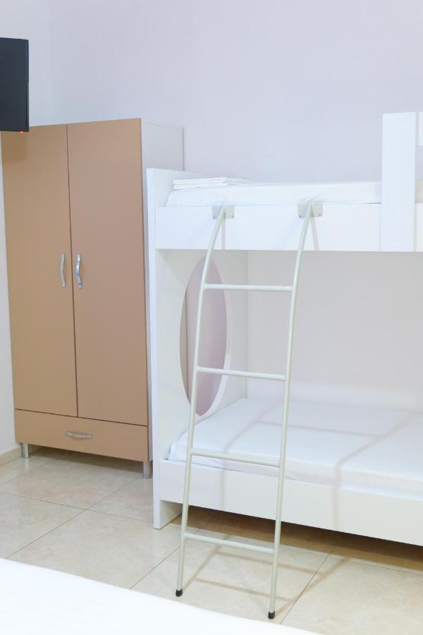 Vila Unique Aparthotel Ksamil Esterno foto