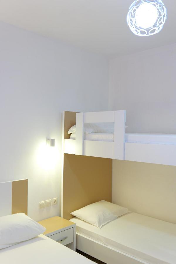 Vila Unique Aparthotel Ksamil Esterno foto