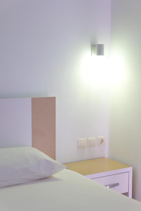 Vila Unique Aparthotel Ksamil Esterno foto