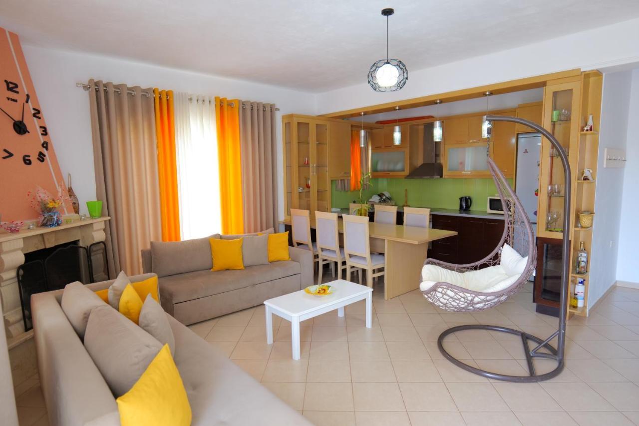 Vila Unique Aparthotel Ksamil Esterno foto